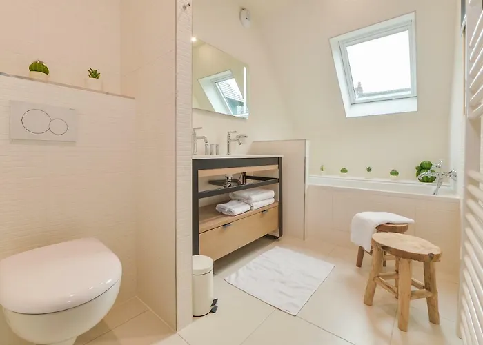 La Maison De Pierre Et Valerie St Leonard הונפלר