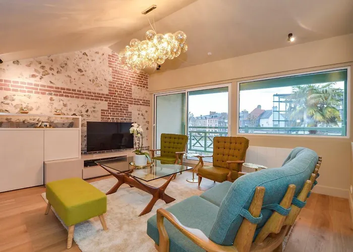 La Maison De Pierre Et Valerie St Leonard הונפלר