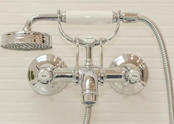 La Maison De Pierre Et Valerie St Leonard הונפלר