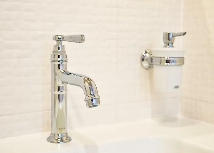 בית נופש La Maison De Pierre Et Valerie St Leonard הונפלר