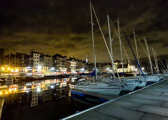 La Maison De Pierre Et Valerie St Leonard בית נופש הונפלר