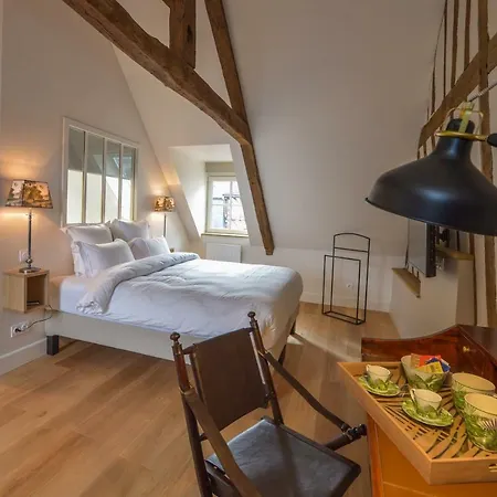 La Maison De Pierre Et Valérie St Leonard * Honfleur