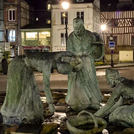 La Maison De Pierre Et Valérie St Leonard Hébergement de vacances