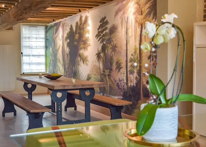 La Maison De Pierre Et Valerie St Leonard Holiday home *